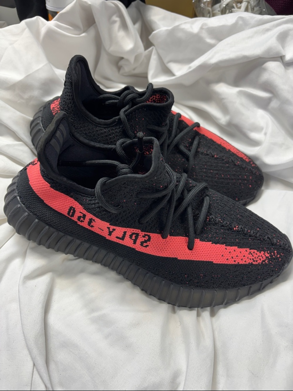 Yeezy Adidas Yeezy 350 V2 Core Black Red lace up shoes size 6